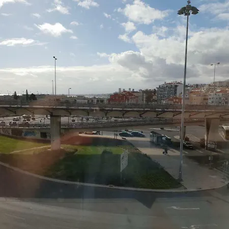 Restelo Plaza 3 Lisboa
