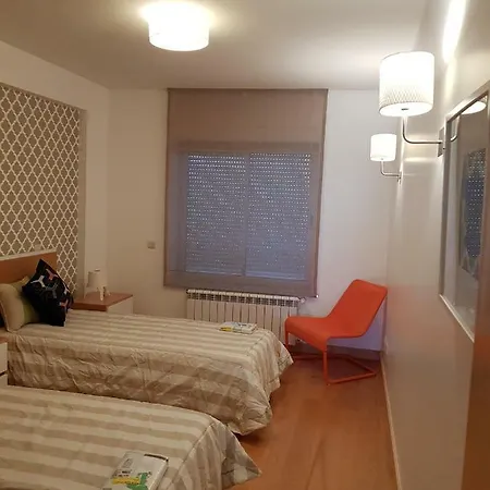 Apartamento Restelo Plaza 3 *