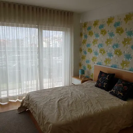 Apartamento Restelo Plaza 3 *