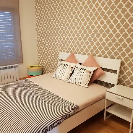 Restelo Plaza 3 Apartamento *